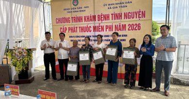 Bệnh viện Sản Nhi tỉnh Ninh Bình Khám bệnh và cấp thuốc miễn phí tại xã Gia Trấn Bệnh viện Sản Nhi tỉnh Ninh Bình Khám bệnh và cấp thuốc miễn phí tại xã Gia Trấn
